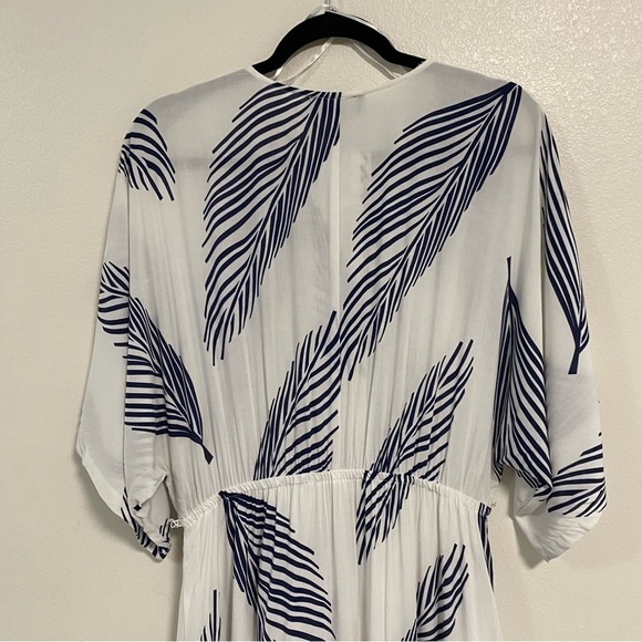 Lulus Dress Women’s Size Medium Sign of the Times Blue Leaf Print Maxi Dress - Picture 9 of 15